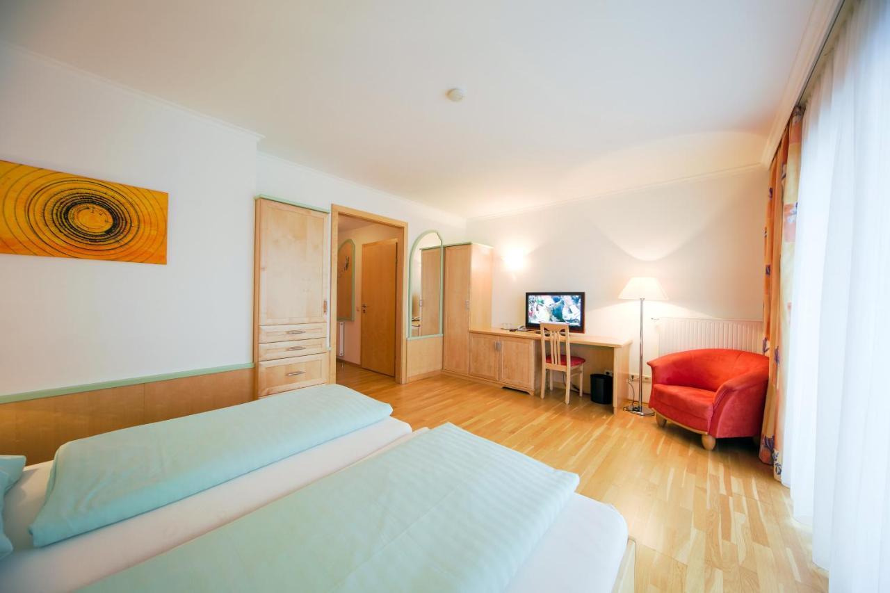 Hotel Zum Kirchenwirt Mariazell Quarto foto